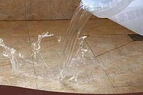 沙湾漏水维修 免砸砖防水材料该如何施工